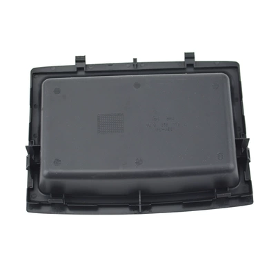 Panel Glove Box Central – Cab and accessories