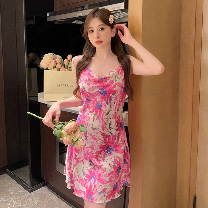 Verano 2024 pijamas camisón de tirantes de las mujeres puro deseo estilo de alto grado sentido swing collar satén camisón Delgado desgaste del hogar Comercio exterior