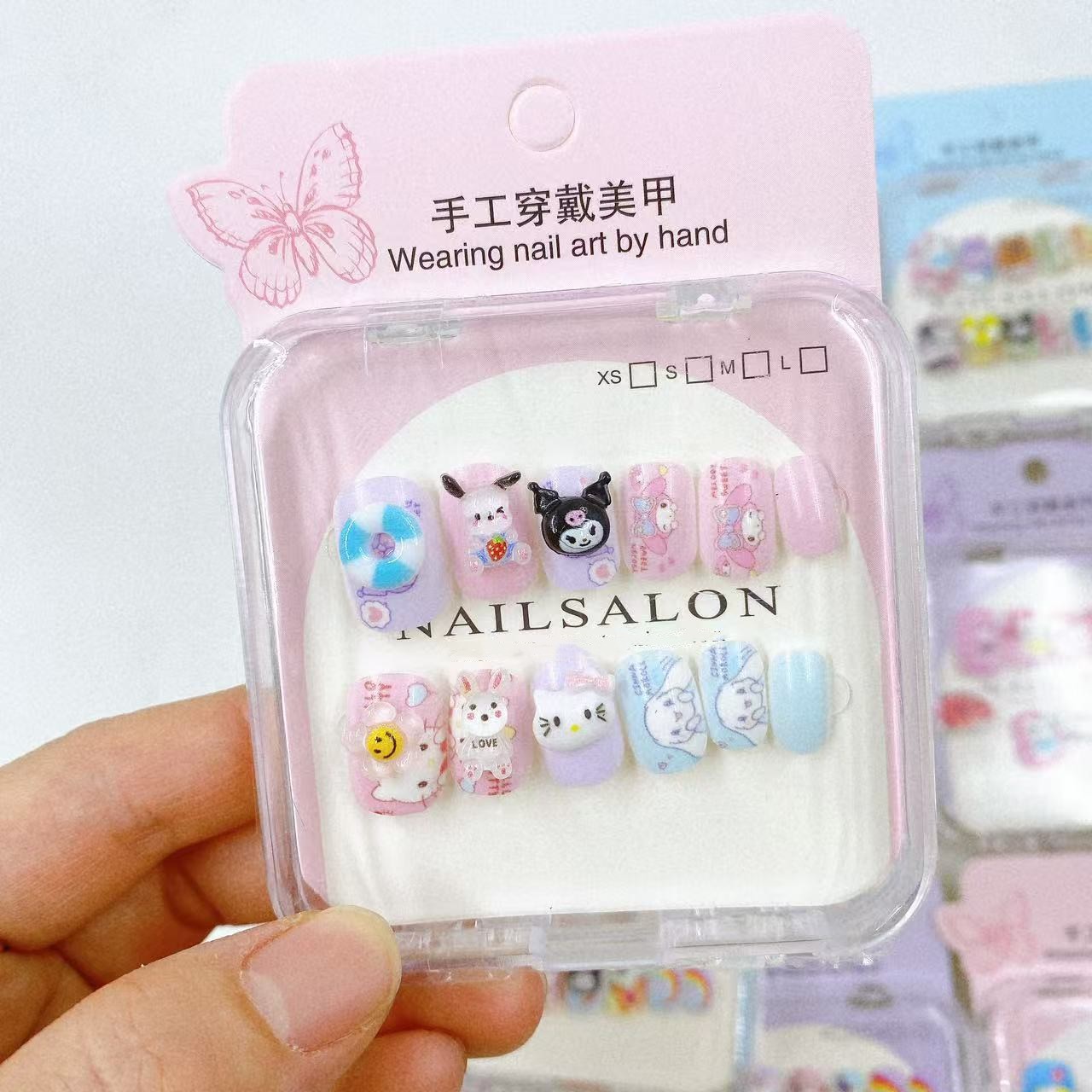 Niños cortos piezas de manicure desmontables desgaste de uñas dibujos animados lindo caja manicure tridimensional al por mayor