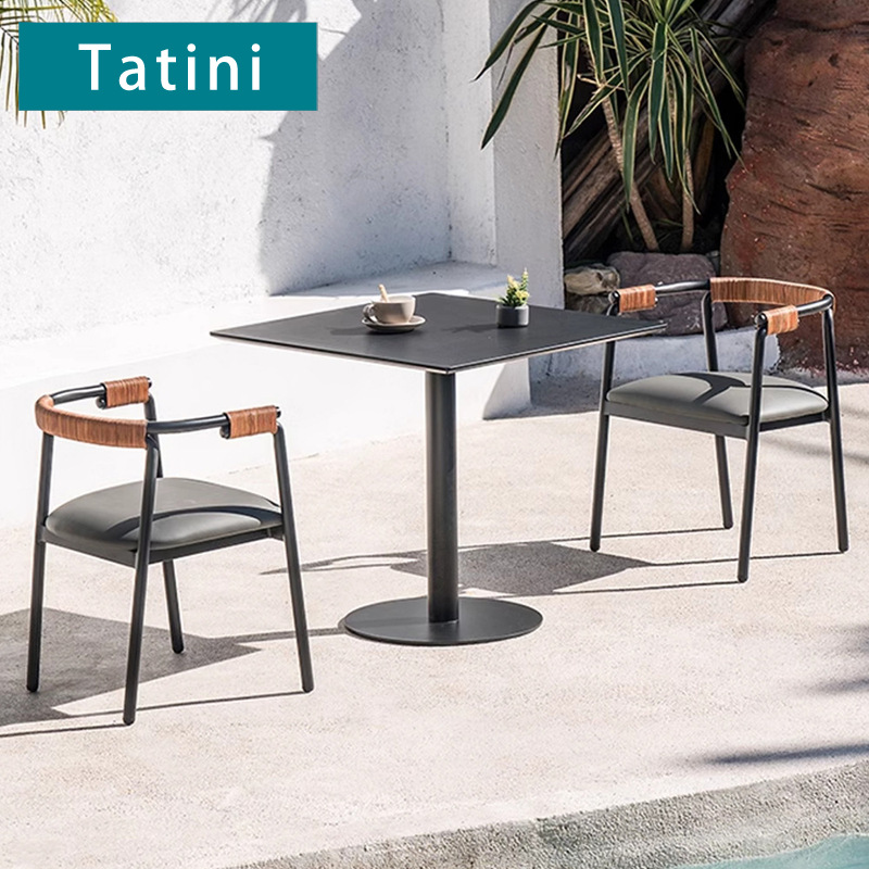 Mesa al aire libre y silla combinada patio balcón protector solar muebles impermeables al aire libre silla de caña silla de caña ocio jardín al aire libre image 1