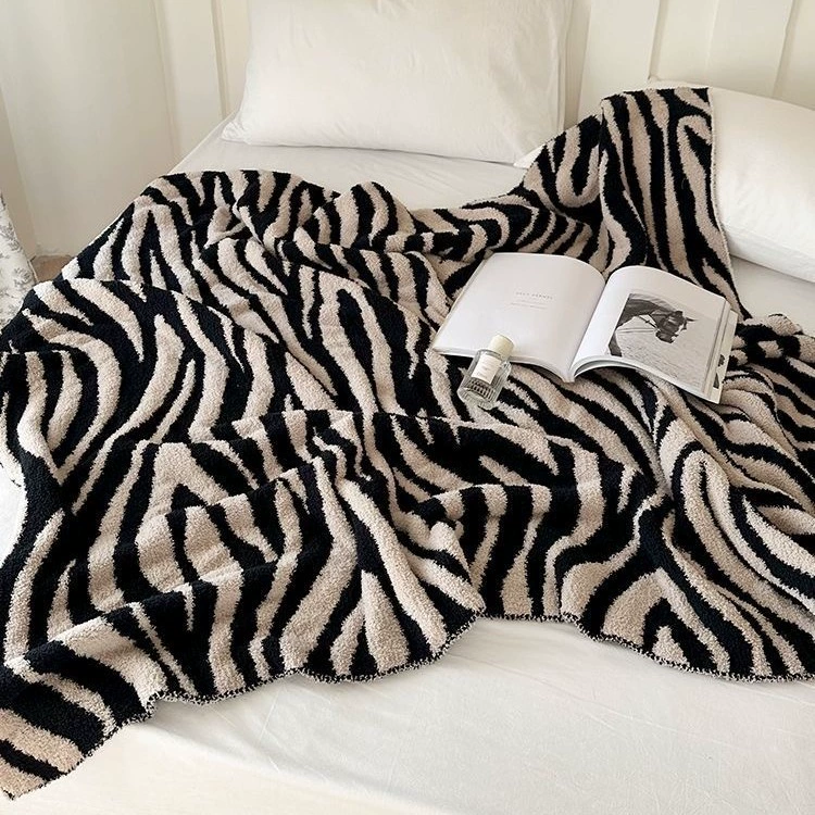 Zebra, вязаный диванный плед, пуховое одеяло, декор