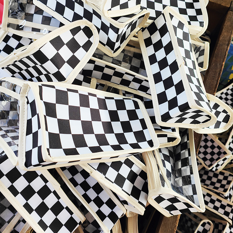 棋盘格笔袋 (21)