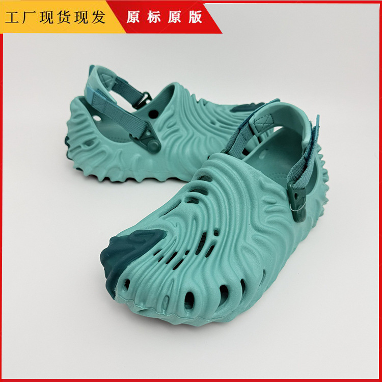 Original Label 2025 Summer New Fingerprint Perforated Shoes, Unisex Outdoor Beach Casual Couple Sandals