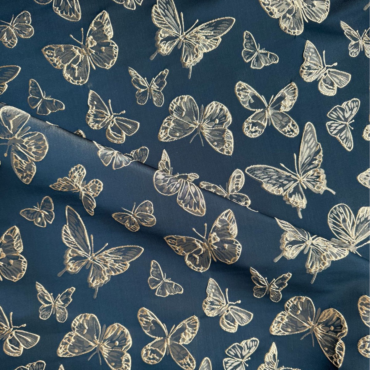 浮雕色织蝴蝶提花国风面料 汉服旗袍马面裙服装面料女装童装箱包