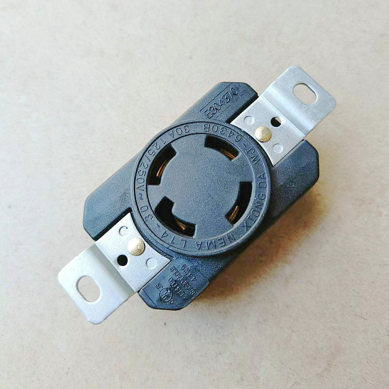 中国产四孔美规防松插座NEMA L14-30R 30A125/250V4P CUL 118型