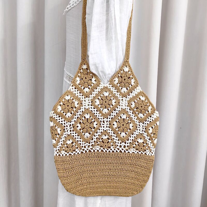 Women's backpack cross-border Europe and the United States spot supply color stitching grandmother lattice shoulder bag pure hand hook woven handbag
