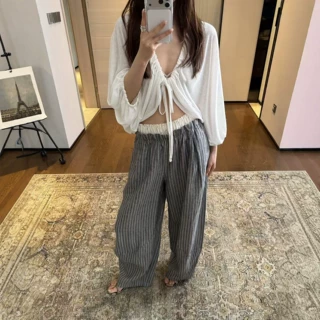 新款【宋祖儿同款】轻薄系带抽褶垂感慵懒坎肩罩衫休闲开衫女上衣