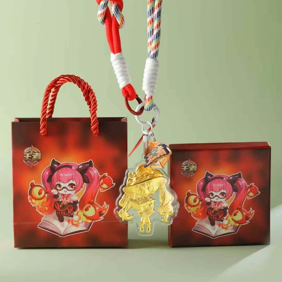 老店玖凤祥新款足金999荣耀英雄挂件黄金护身金片钥匙扣直播