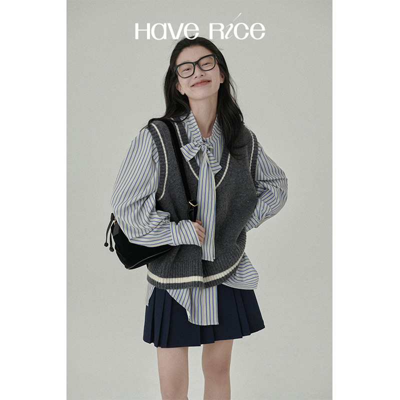 HAVERICE饭馆 衬衫CP！学院女孩 复古百搭V领撞边针织背心马甲女|undefined