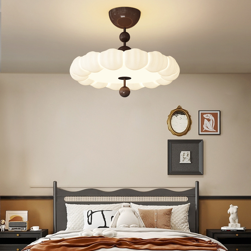 Lámpara de techo de dormitorio, estilo antiguo, tira de moda creativa, luz LED redonda, luz de habitación de protección ocular simple y brillante francesa