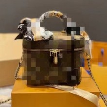 Qϻ朗ly¿СˮͰ߼бӰSl