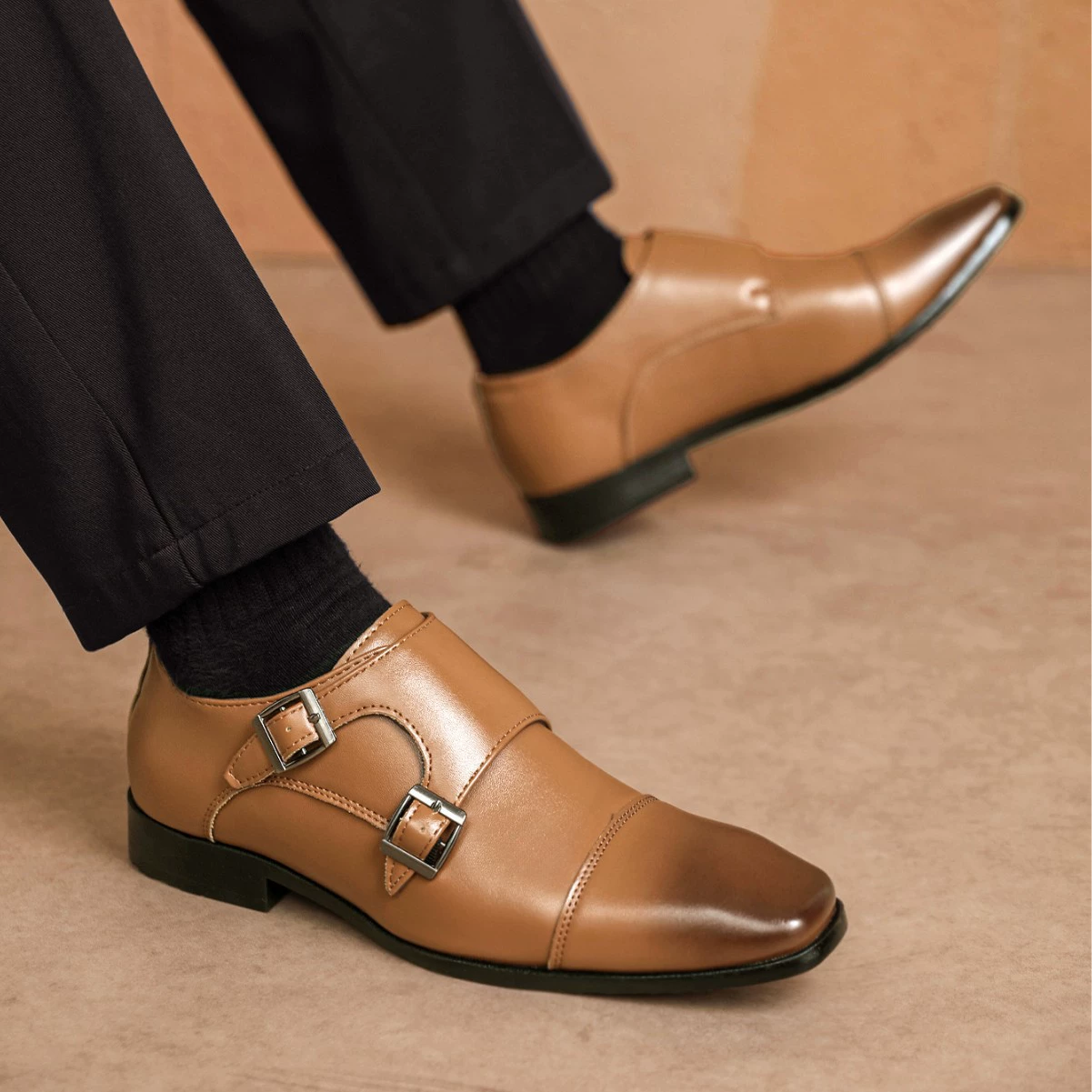 HPIOPL4010 трансграничная деловая кожаная обувь, мужская модельная обувь с квадратным носком, повседневная обувь, кожаная обувь с тремя шарнирами и пряжкой Mengke для мужчин