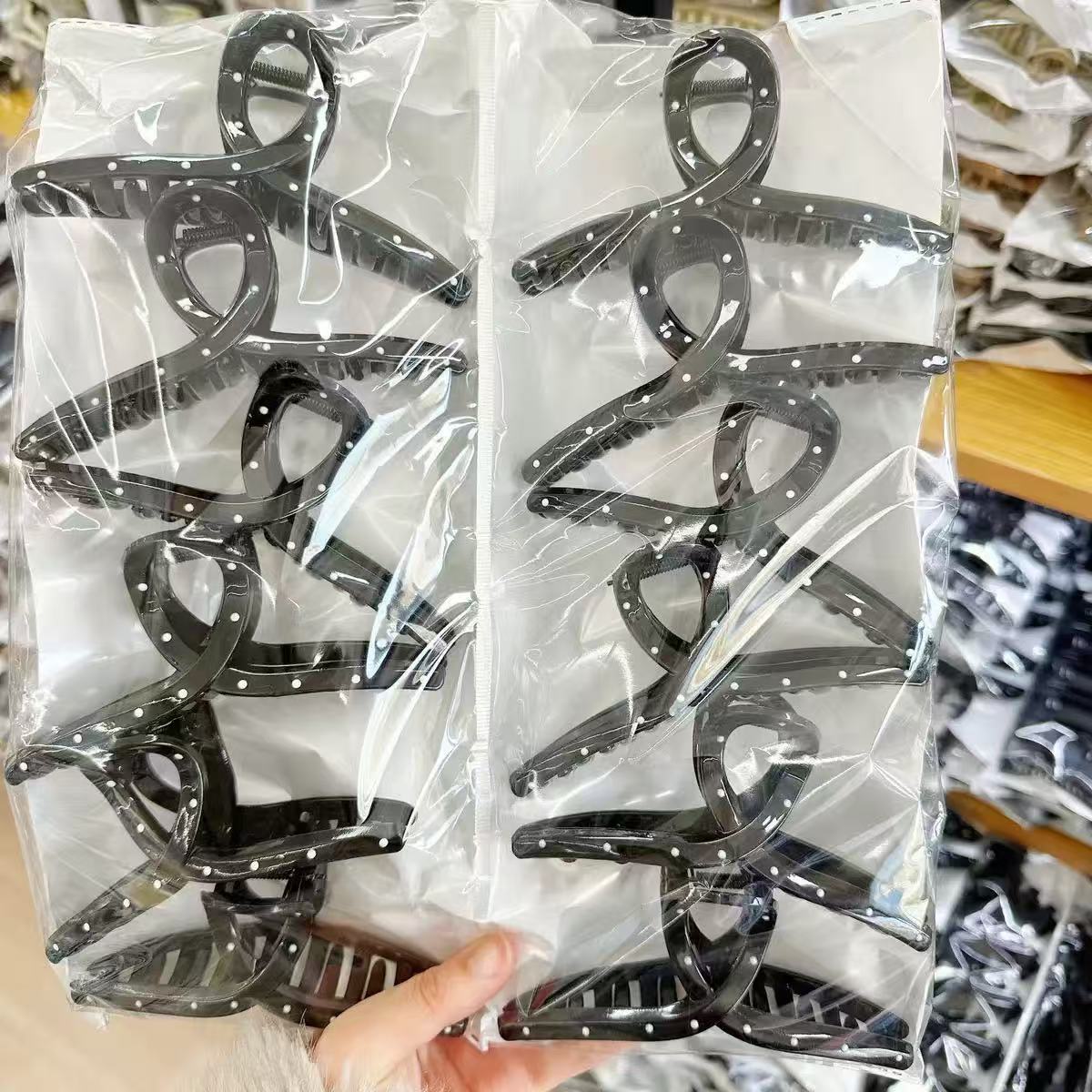 Amazon transfronteriza pintura de goma de gran tamaño clip de pelo espalda Cabeza de tiburón clip de pelo volumen multi horquilla dos yuanes accesorios para el cabello al por mayor