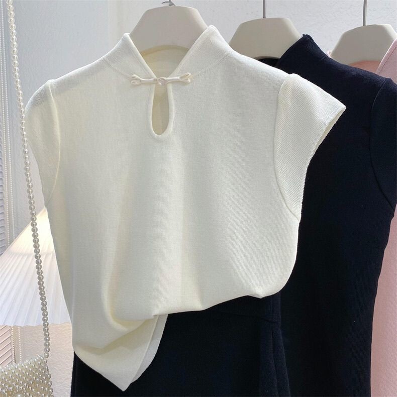 40-100kg New Chinese-Style Stand-Collar Ice Silk Short-Sleeve Women's Summer Button-Up Knit Top with Flutter Sleeves, Stylish National Style Blouse 40-100kg New Chinese-Style Stand-Collar Ice Silk Short-Sleeve Women's Summer Button-Up Knit Top with Flutter Sleeves, Stylish National Style Blouse