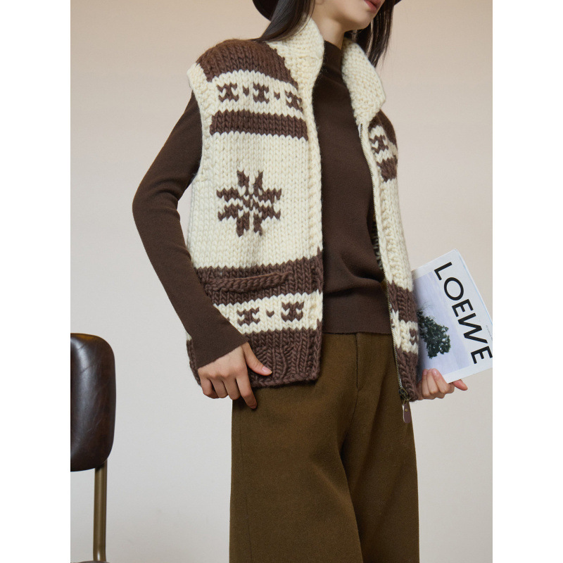 Retro Barn Style Chunky Knit Vest for Women Christmas Fair Isle Jacquard Lapel Sleeveless Sweater