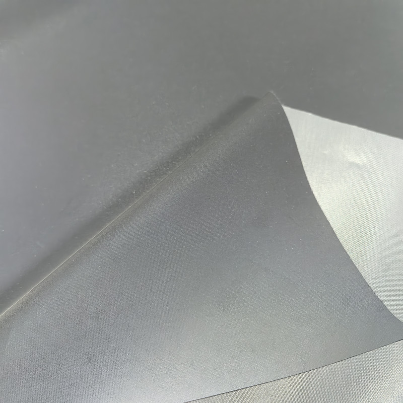 现货供应中亮反光化纤布束口袋低价反光布材料高亮反光涤纶面料