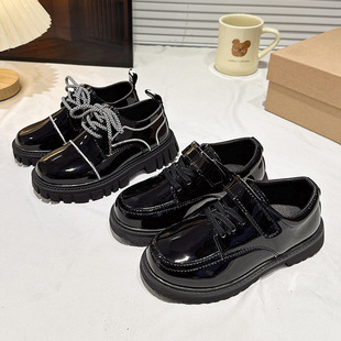 ��ͯЬ��ͯƤЬ����2026�¿��n��Ӣ���д�ͯ��ɫܛ�׌W�����ݳ�Ь
