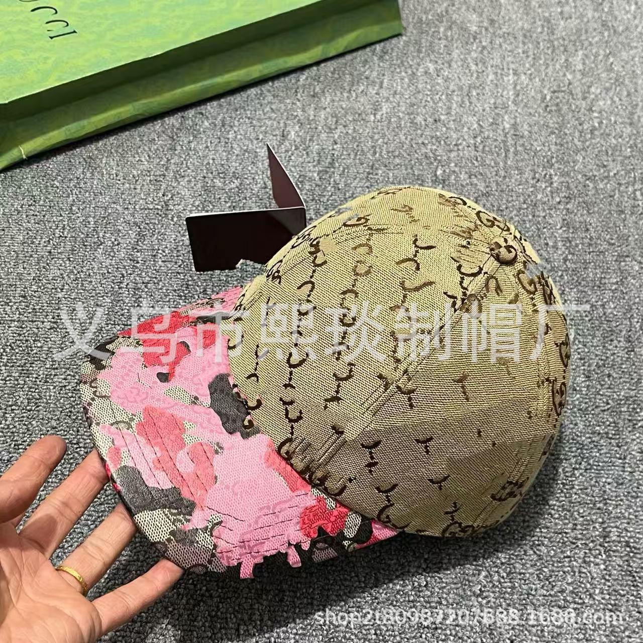 Gucci GG Supreme Floral Distressed Cap Beige Pink