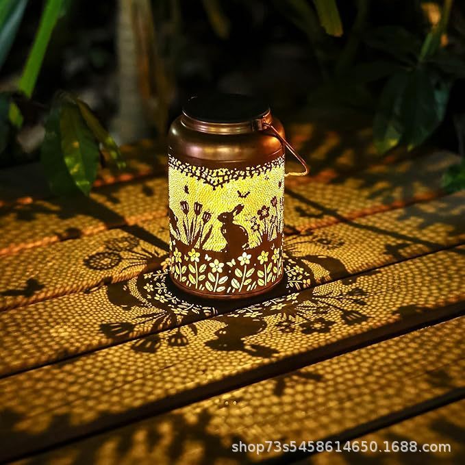工厂跨境新款可打样蜂鸟太阳能户外庭院灯笼铁艺风灯防水镂空马灯|undefined