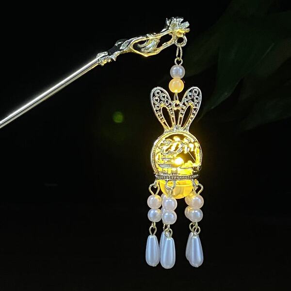 Hot-Selling Luminous Hairpins with an Advanced Feel for Stalls, Alloy Lantern Hairpins, Ancient Style Hanfu Horse-Faced Skirt Hairpins, and Hair Accessories