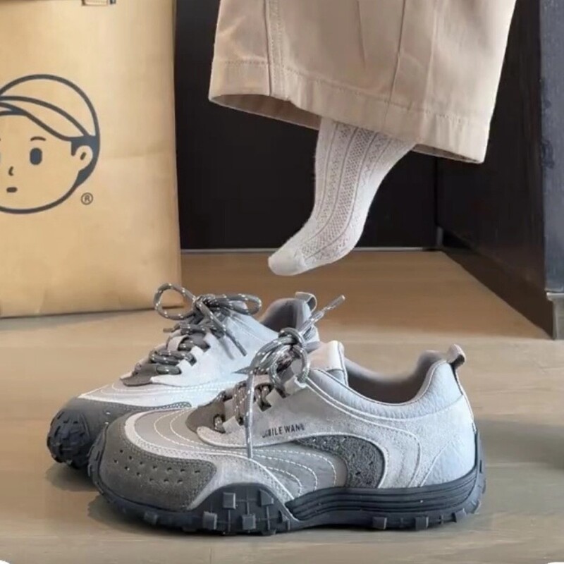 Gray Retro Thick-Soled Moral Training Shoes for Women 2025 New Autumn and Winter Versatile Heightening Mountaineering Casual Sports Forrest Gump Sneakers