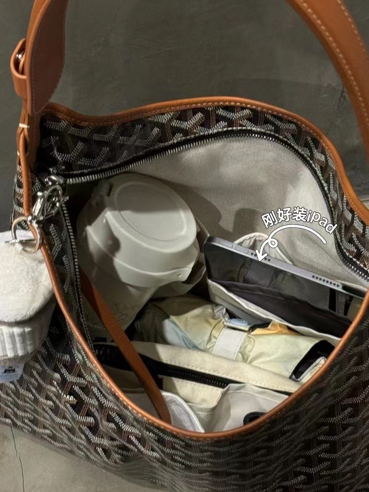 【広州グッドグッズ】ハイバージョン ドッグトゥバッグ ホーボー ショルダー 脇バッグ 第一層 牛革 大容量 トートバッグ 女性用