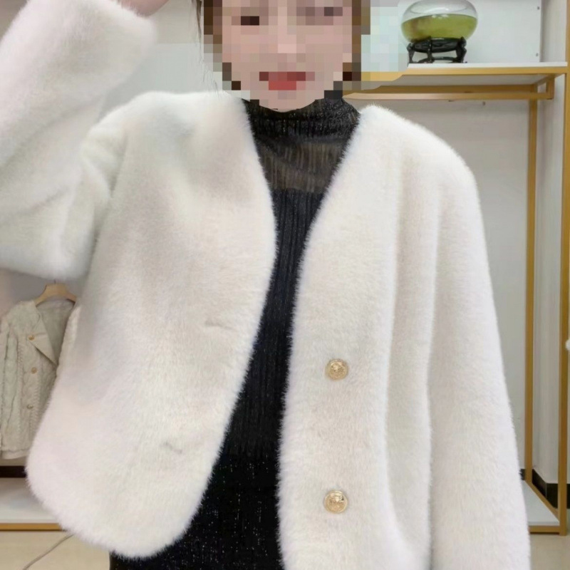 春秋轻奢时尚短外套女开衫2025仿貂领新中式仿皮短年轻皮