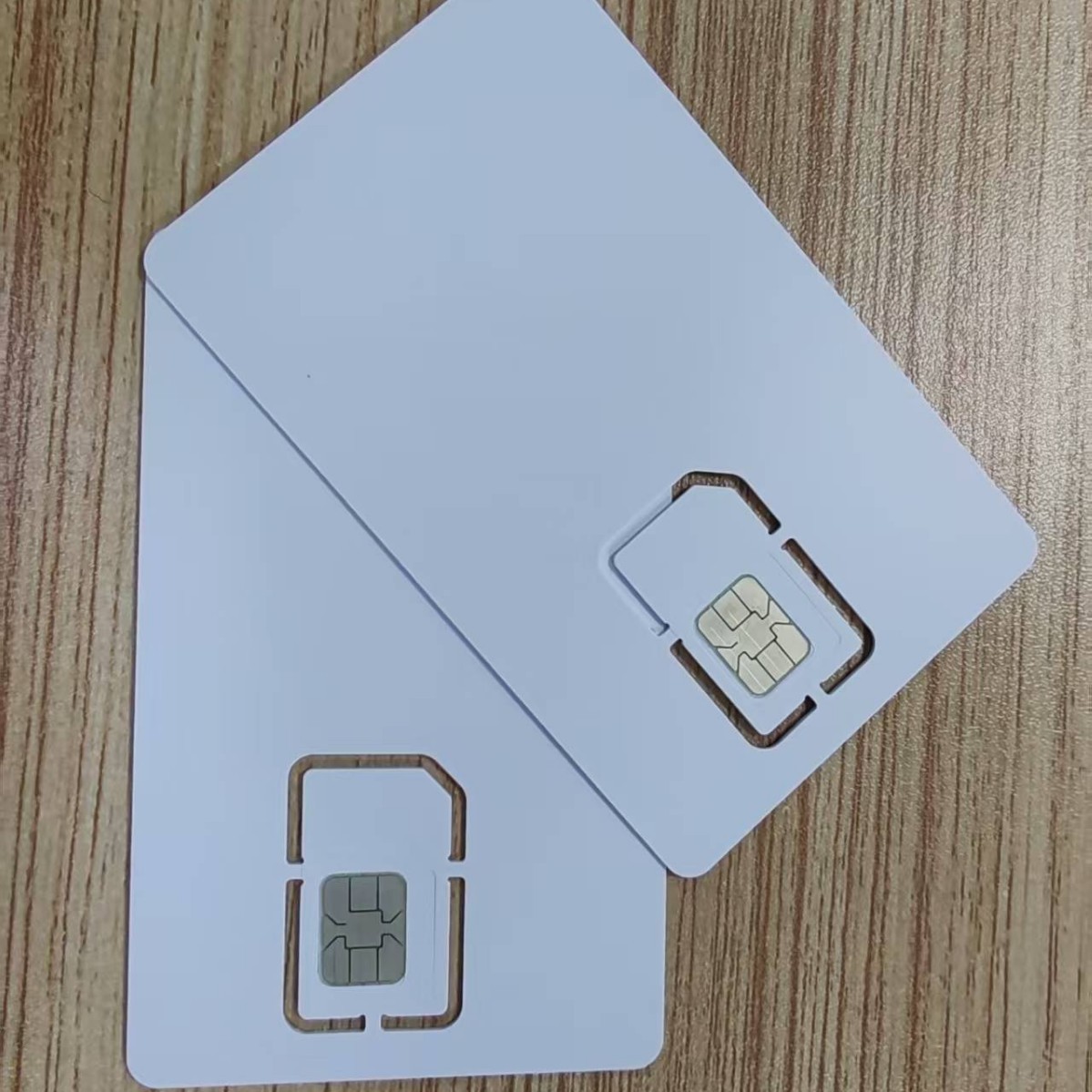 רҵ ESIM תʵ忨 ֶ֧ʹ л׿ƻ