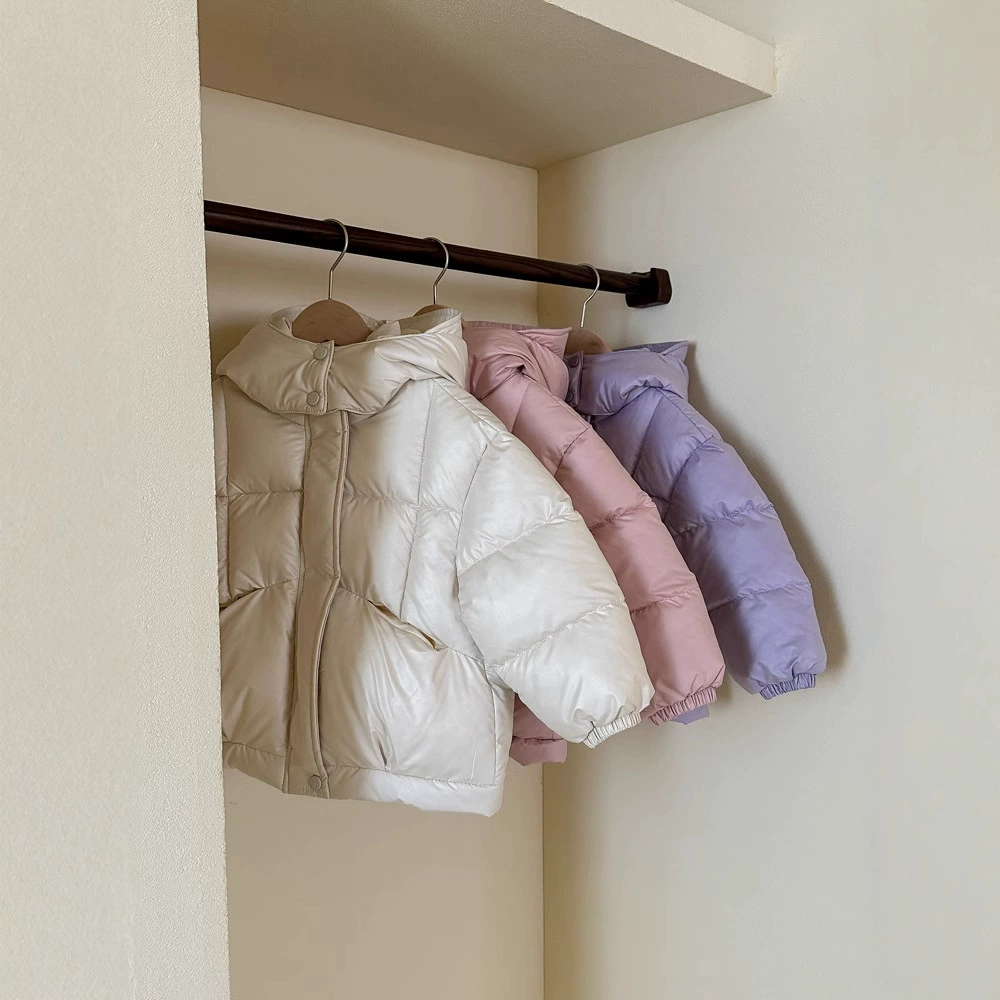 Модная куртка с капюшоном для девочек постарше 2025 Корейский стиль Модное зимнее теплое толстое хлопковое пальто для экспорта