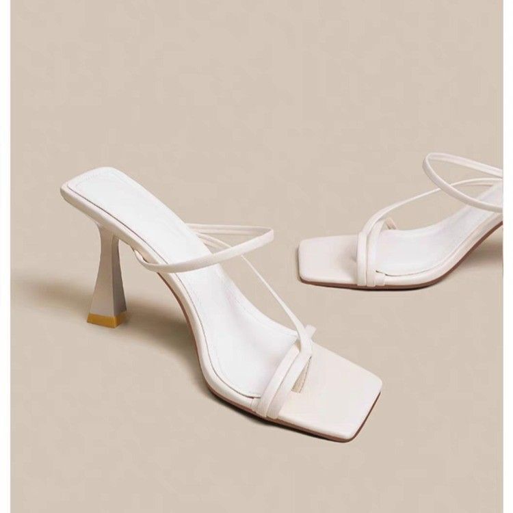 Sweet Chanel Style Solid Color Non-Slip Slippers 2024 Summer Square Head Wine Glass with Fashion Dating High Heels Sweet Chanel Style Solid Color Non-Slip Slippers 2024 Summer Square Head Wine Glass with Fashion Dating High Heels
