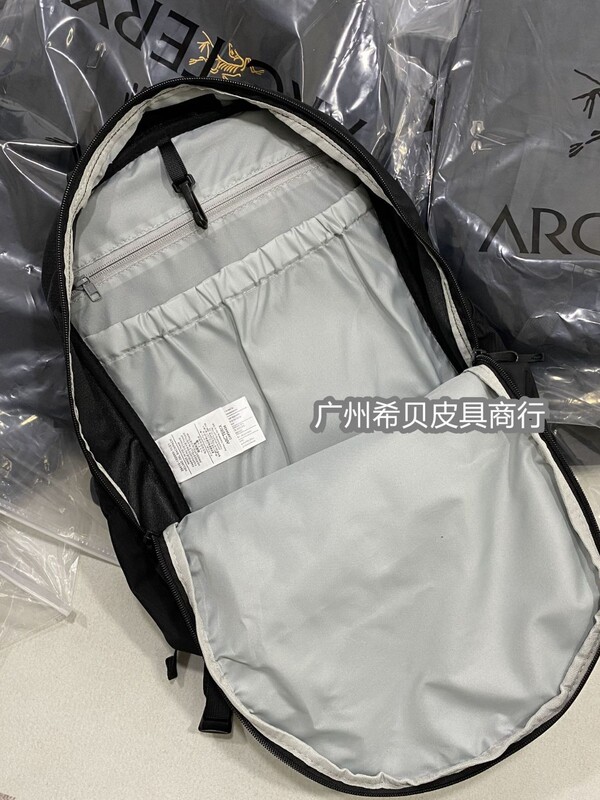 鸟家Mantis26L黑银户外健身登山徒步运动休闲旅行双肩背包书包|undefined
