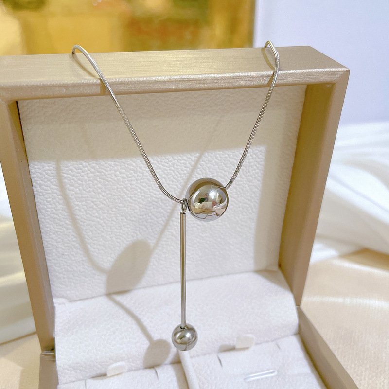 Minimalistische Halskette Aus Echtem Gold Mit Blumen-quasten_voghion.com