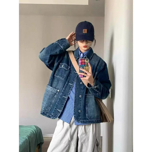 Women's Casual Retro Blue Denim Jacket with Multiple Pockets and Long Sleeve