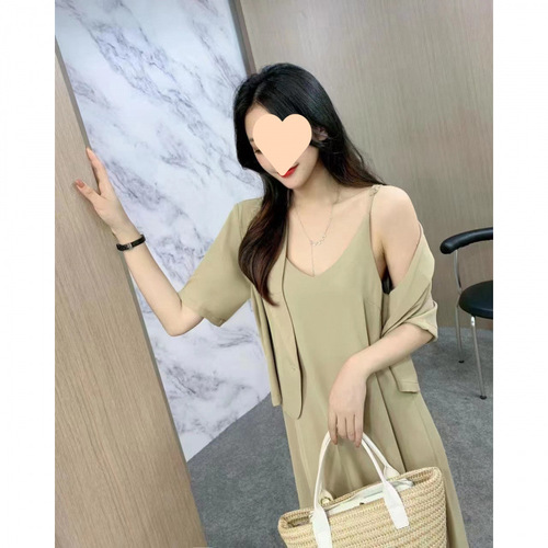 2025 fashionable new all-matching solid color collar all-matching suspender skirt + loose short-sleeved suit coat two-piece women's trend