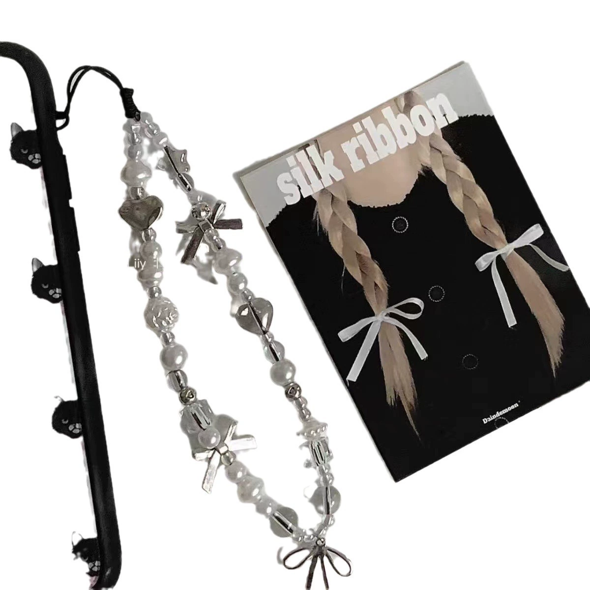 Mobile phone, short creative strap with bow, white bag accessory pearl, pack, DIY