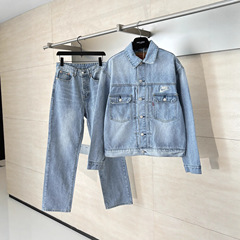 Levi**x Nik* 最新联名款 纽扣双口袋logo宽松休闲舒适翻领牛仔