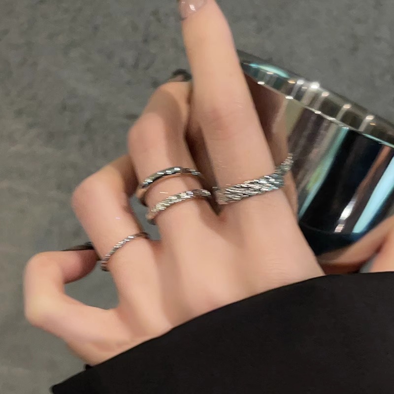 Minimalist Stackable Ring Set With Cubic Zirconia For Women_voghion.com
