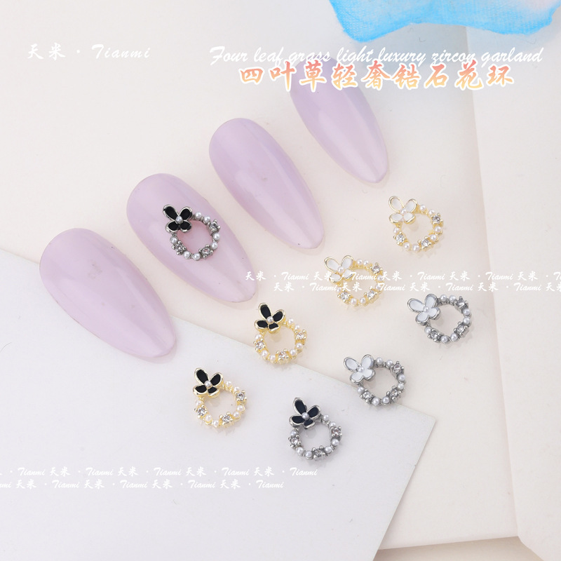 Hollow zircon nail small wreath diamond jewelry 2022 Net Red new four-leaf clover nail decorations wholesale