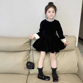 秋冬连衣裙丝绒小黑裙小香风珍珠领加绒女宝宝公主裙a类童装