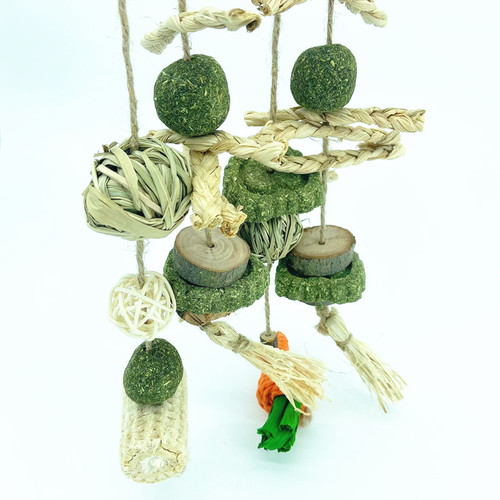 Parrot toy hamster chewing toy rabbit molar string small pet toy bird toy wooden rattan chewing toy