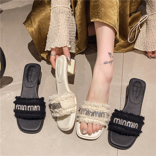 Women's Summer Outerwear Fairy Style 2024 New Arrival Rough Slipper with Skirt, Fashion Medium-High Heel Water Diamond Versatile Flat Sandals