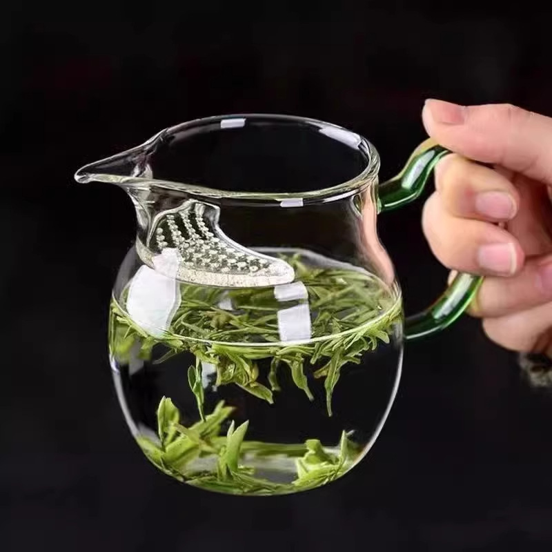 ビッグベリー透明ガラス三日月フェアカップ茶漏れフィルターオールインワン茶海茶ディスペンサーカンフーガラスカラーハンドル茶ボウル|undefined