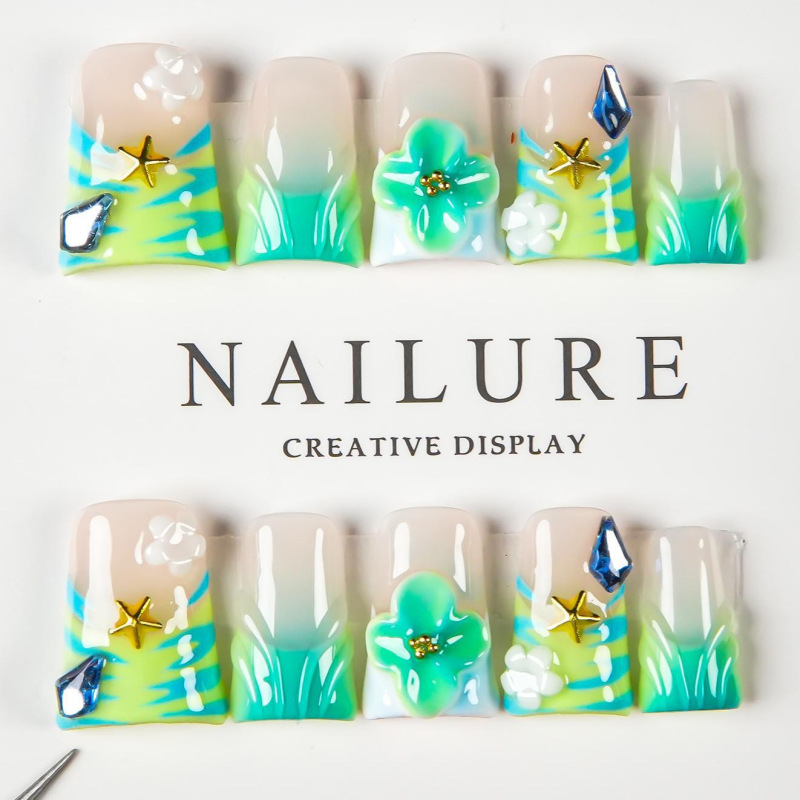 Trendy Short Duckbill Nails from Europe and America, Instagram-Style Clear 3D Carved Handmade Press-On Nails That Enhance Complexion and Add a High-End Feel