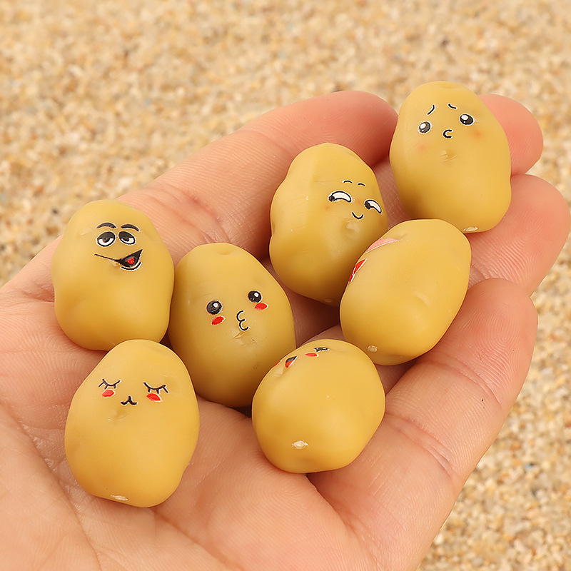 Cartoon three dimensional realistic cream hairpins handmade