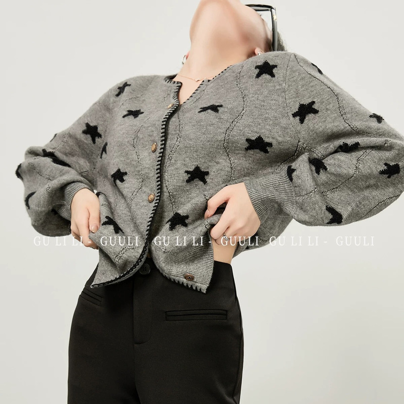 Gray Star Autumn and Winter Knitted Cardigan Sweater for Women 2025 Autum New Long-Sleeved Women's Thin V-Neck Top Jacket