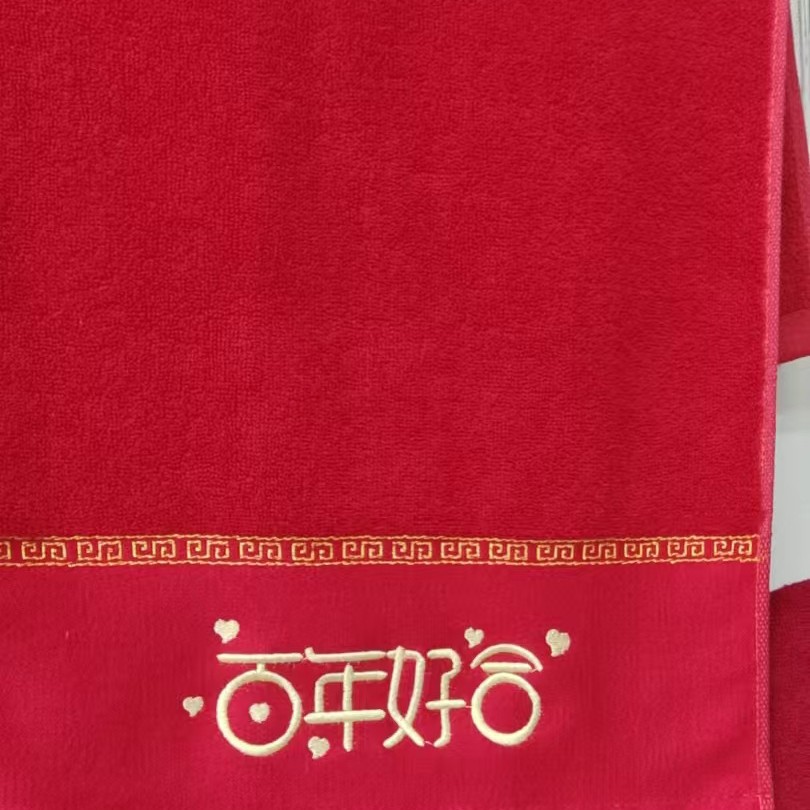 Сто лет красной вышивки