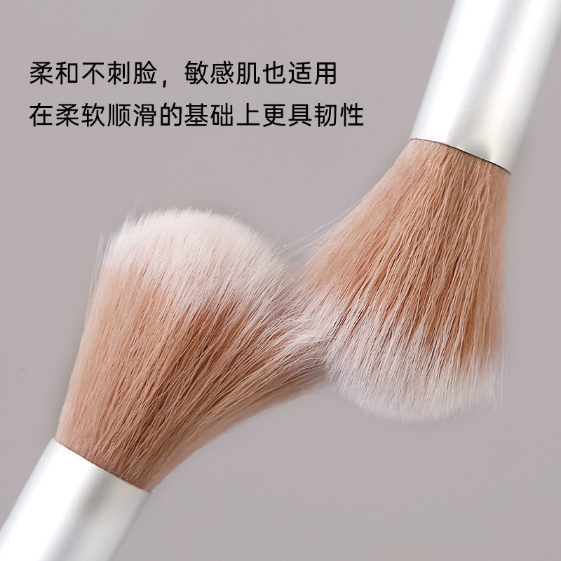 Pequeño cepillo de blush blanco Odin alto brillo cepillo de pintura en polvo cepillo de maquillaje portátil de mango corto herramientas de maquillaje de belleza