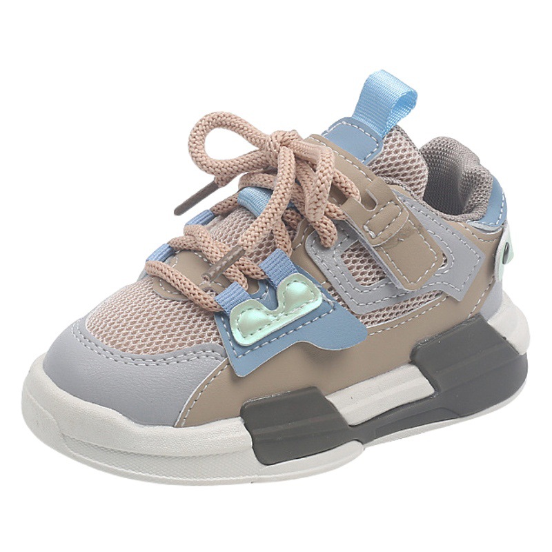 Zapatos de mesa para niños de entrega de una pieza primavera y otoño zapatillas de deporte de malla transpirable zapatos de fondo ligero para bebés zapatos casuales para niñas