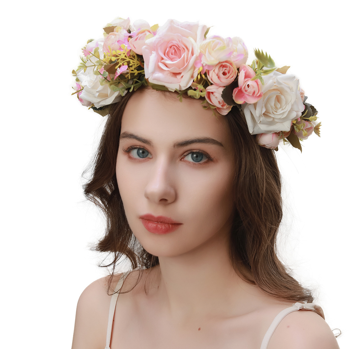 Cross-border handmade fresh flower wreath headband, featuring artificial flowers and vine-like embellishments, a European and American style hair accessory for women