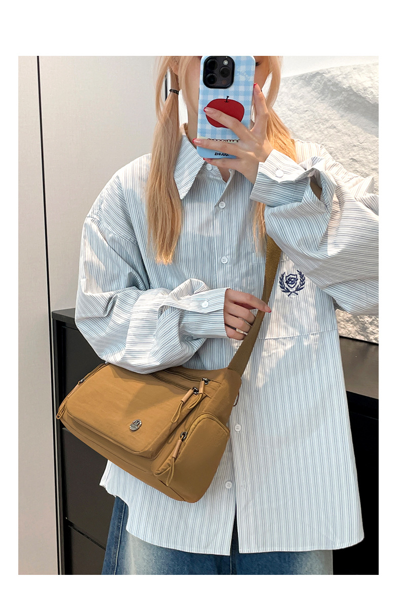 New travel bags: Fashionable crossbody bag for women, nylon large-capacity travel single-shoulder bag for women to work and commute undefined